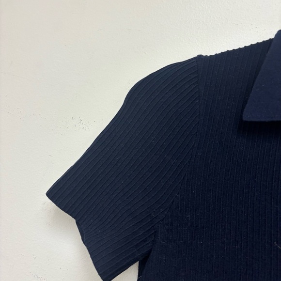 & Other Stories Cropped Open Collar Knit Top - Picture 3 of 10